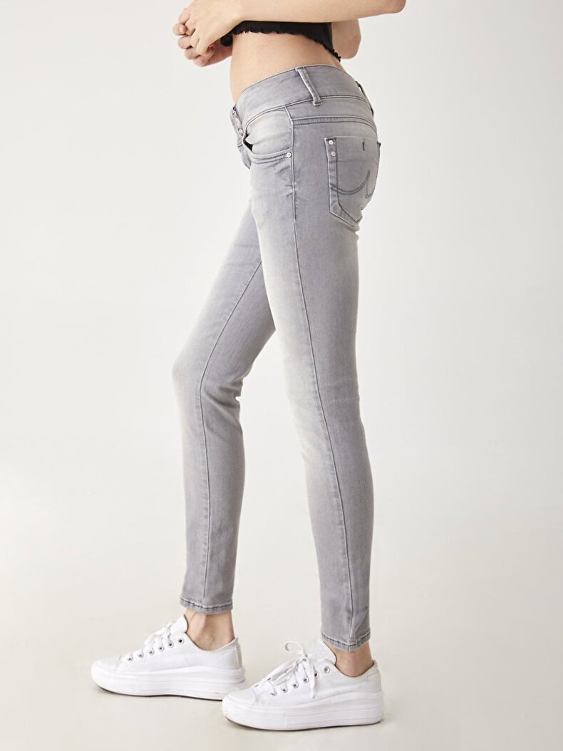 Molly Dar Paça Düşük Bel Jean Hosen