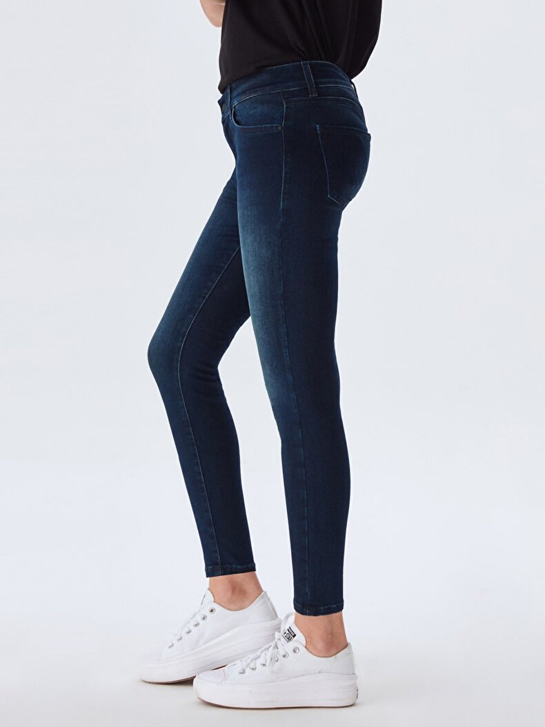 Lonia Orta Bel Jean Hosen