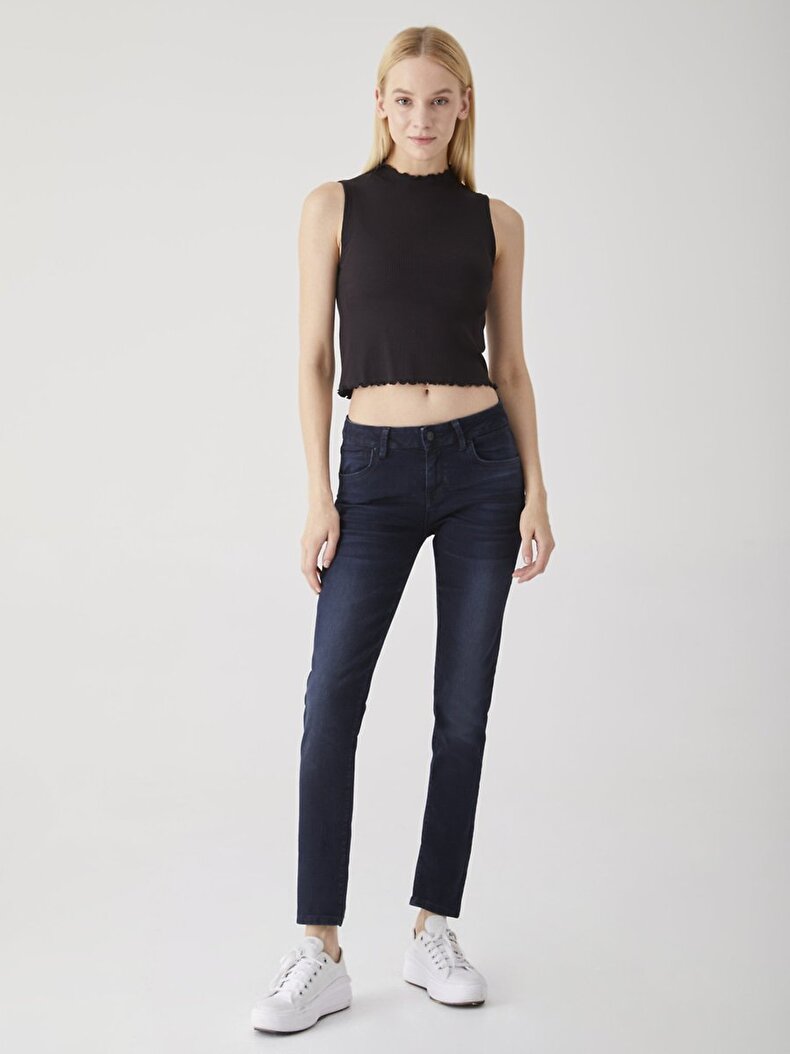 Nicole Orta Bel Jean Hosen