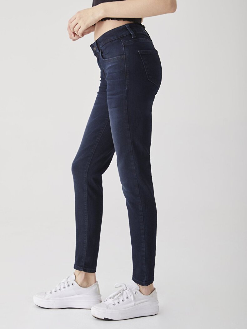 Nicole Orta Bel Jean Hosen