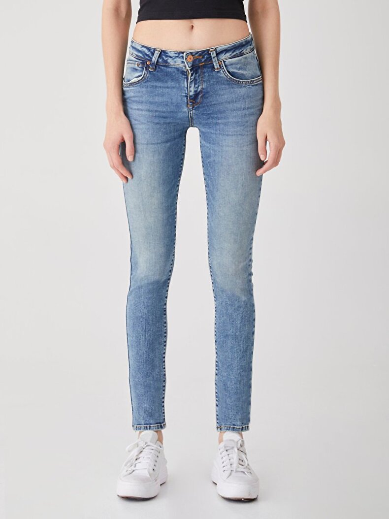 Nicole Orta Bel Jean Hosen