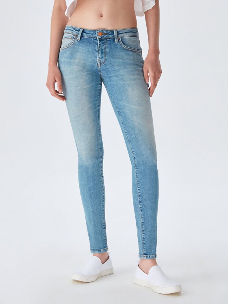 Nicole Dar Paça Orta Bel Jean Hosen