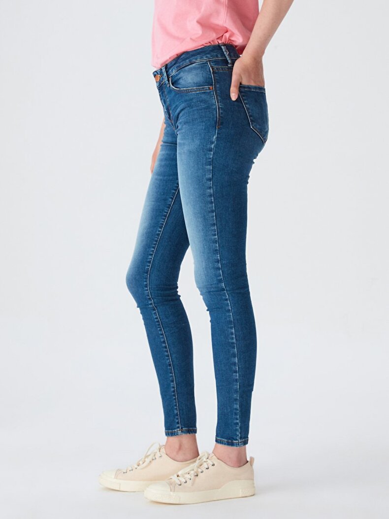Nicole Orta Bel Jean Hosen