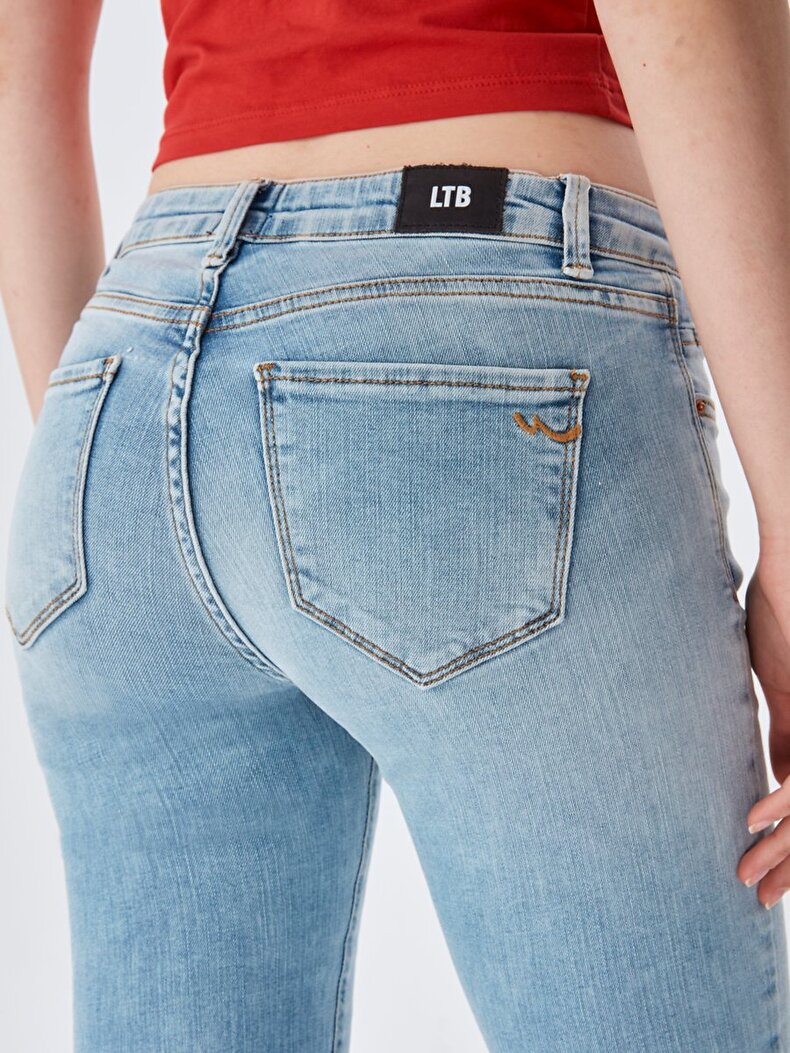 Nicole Orta Bel Jean Hosen