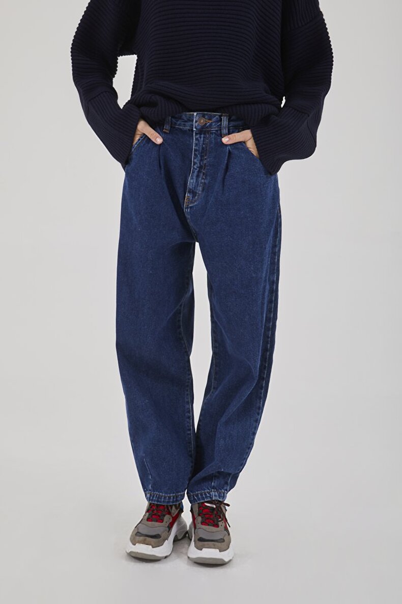 Tea Comfortable Cut Hosen