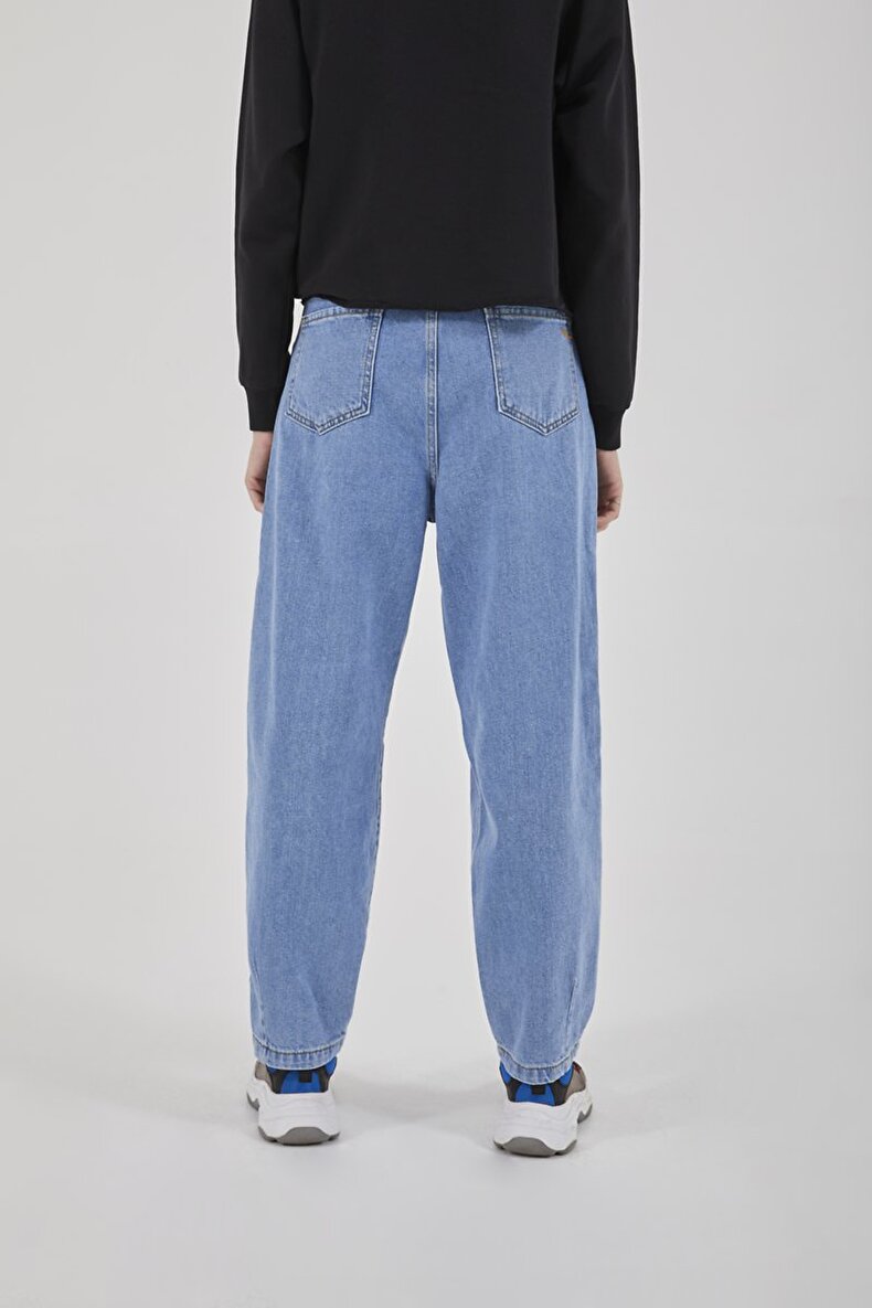Tea Comfortable Cut Hosen