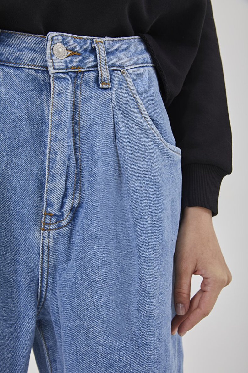 Tea Comfortable Cut Hosen