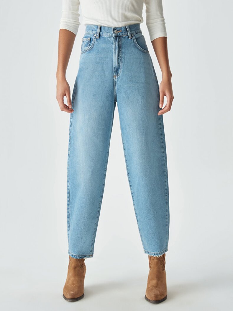 Moira Comfortable Cut Hosen