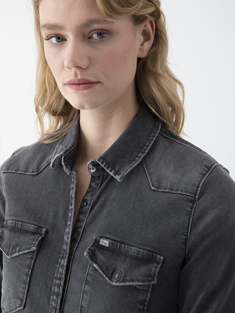 Lucinda Sli̇m Jean Hemd