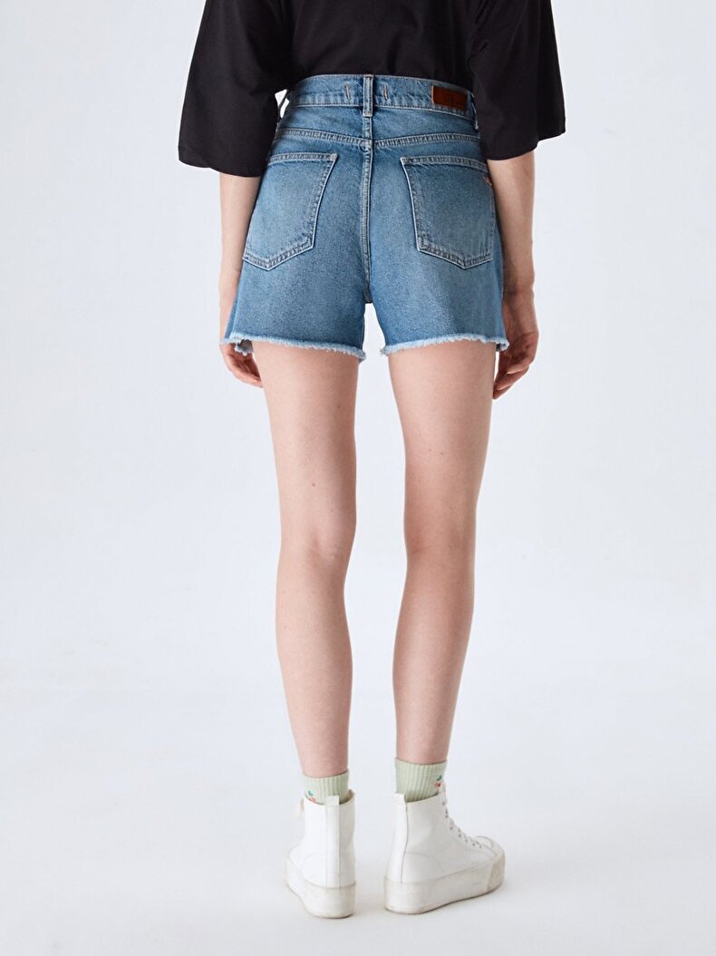 Deana Zip Shorts