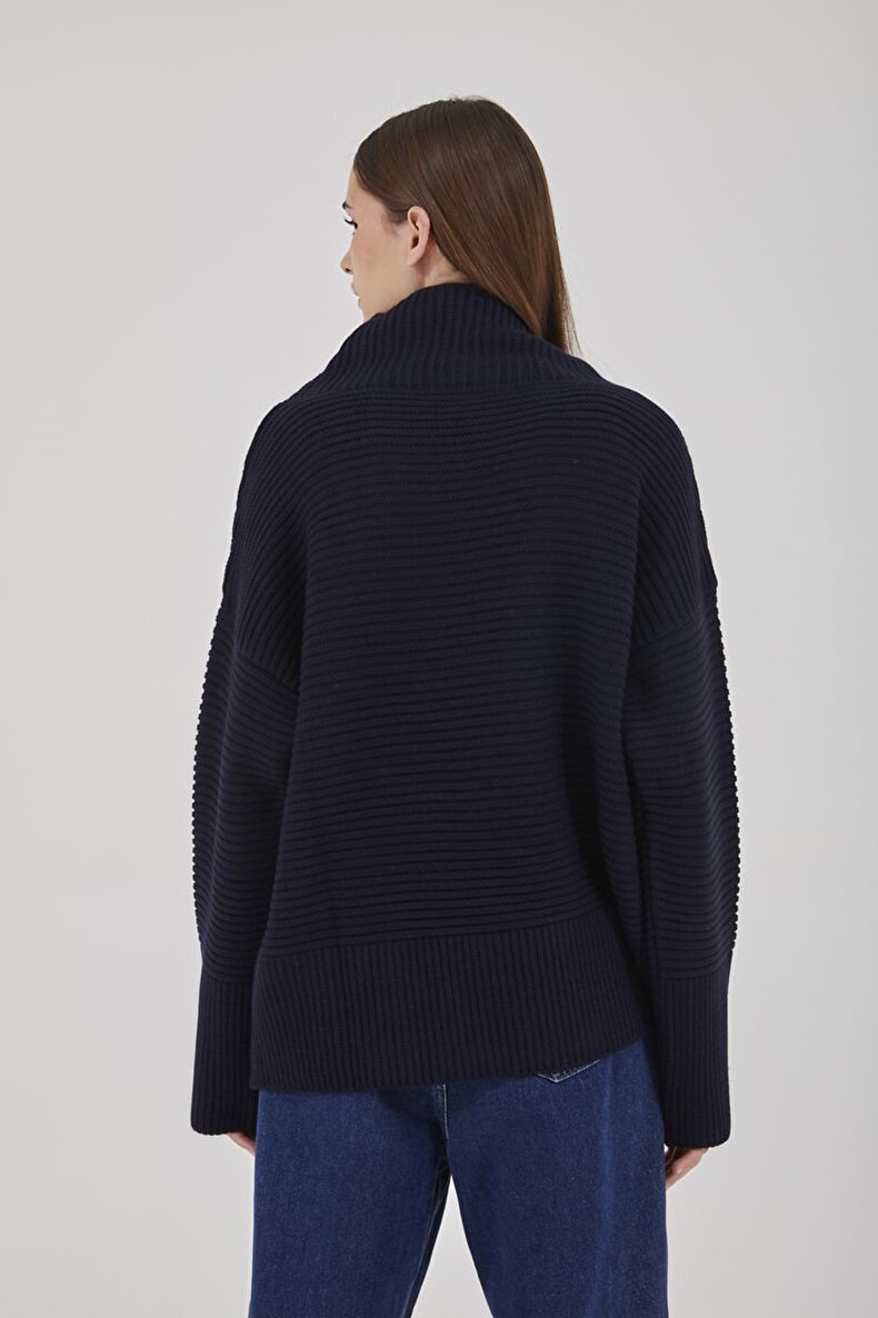 Turtle Neck Long Sleeve Blau Pullover