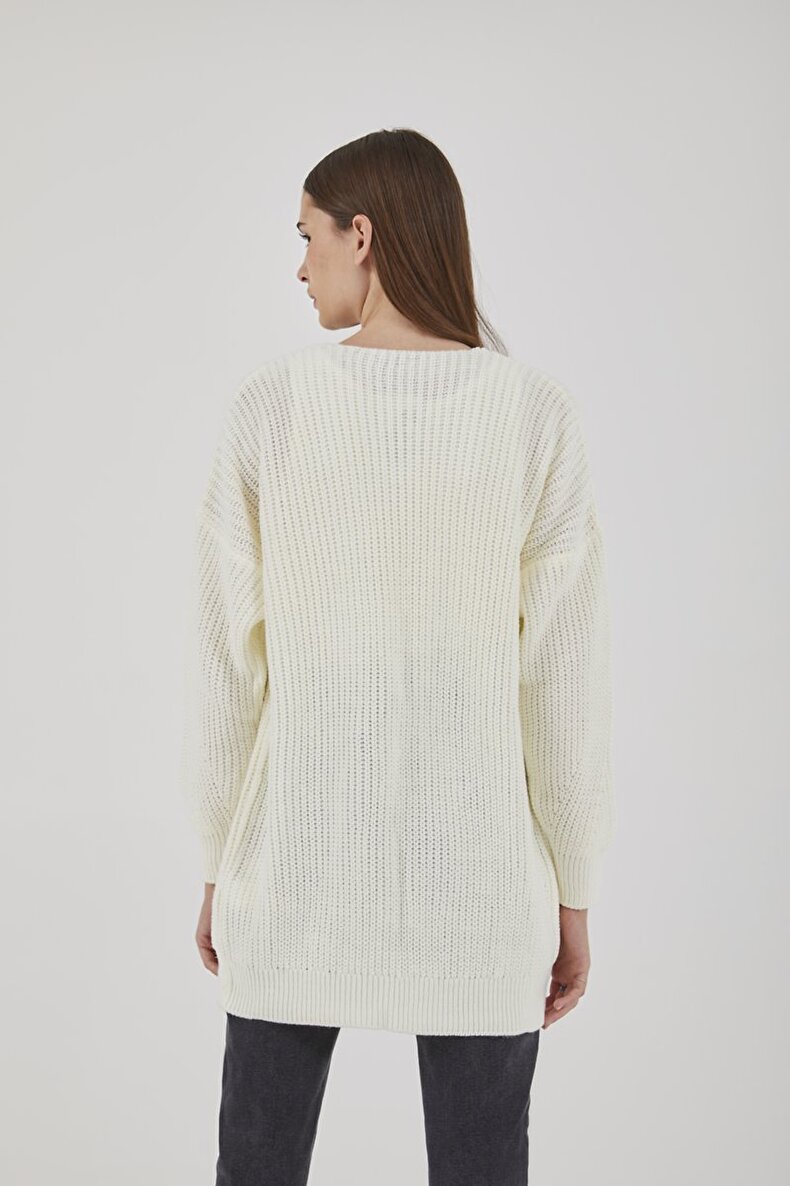 Knitted Weiss Strickjacke