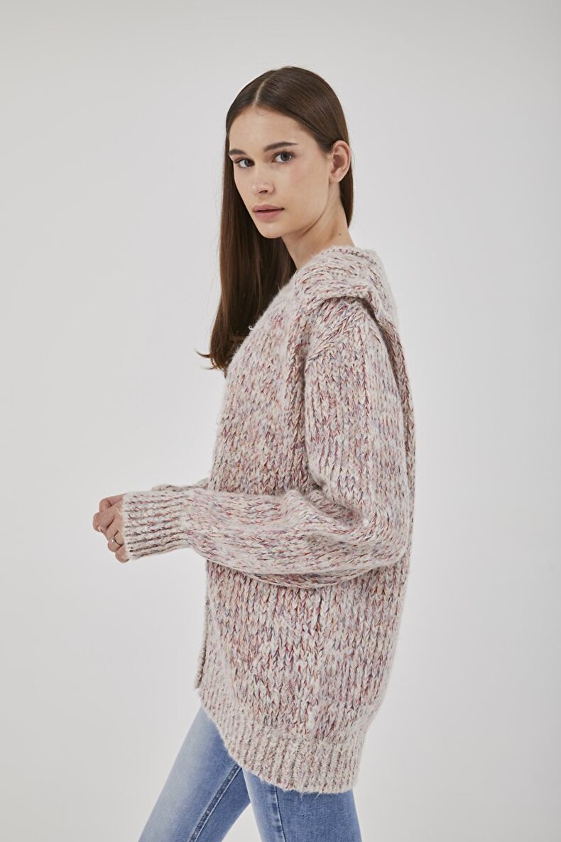 Oversized Buttoned Strickjacke