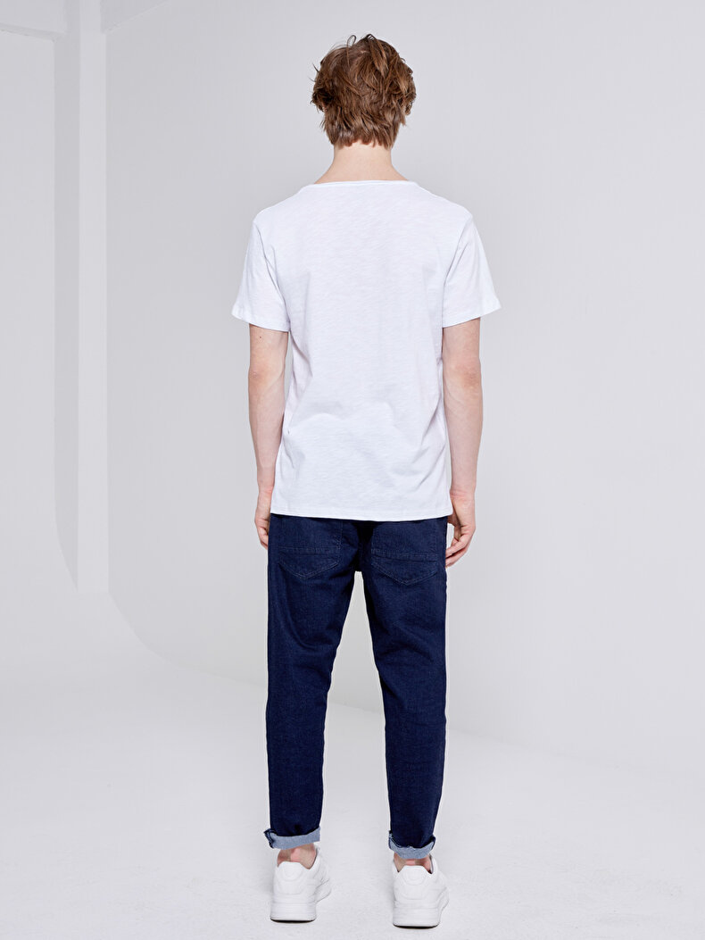 V-neck With Pockets White T-shirt