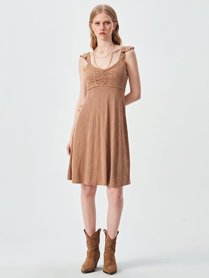 With Ruffles Detailed Spaghetti Strap Braun Klei̇d