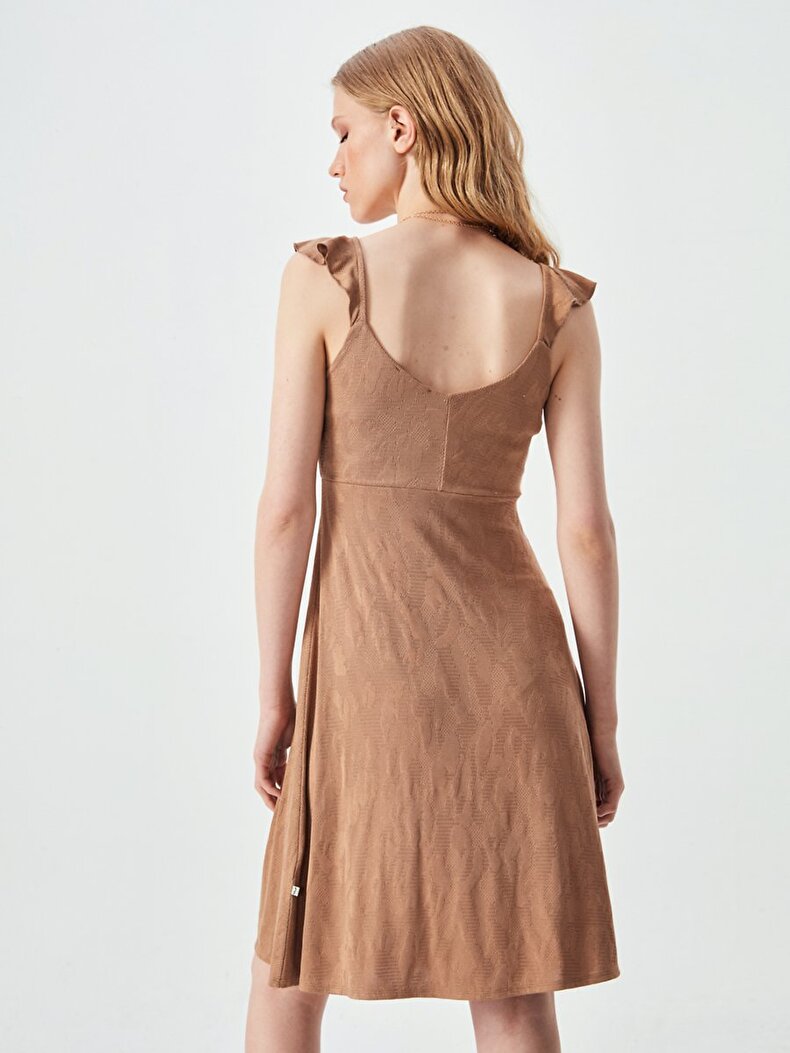 With Ruffles Detailed Spaghetti Strap Braun Klei̇d