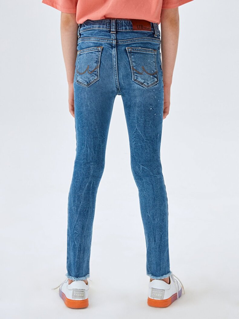 Amy G Hosen